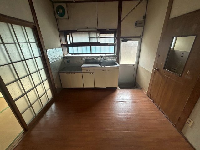 喜多川383-1　貸家のロビー