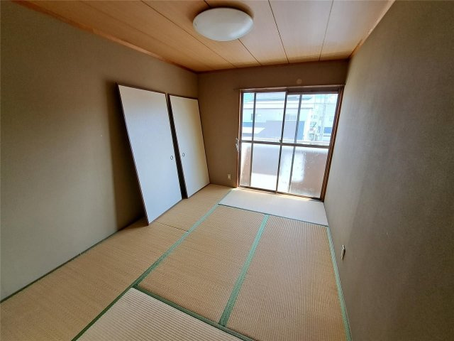 高橋ハイツ　B棟の和室