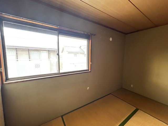 高橋ハイツ　B棟の和室