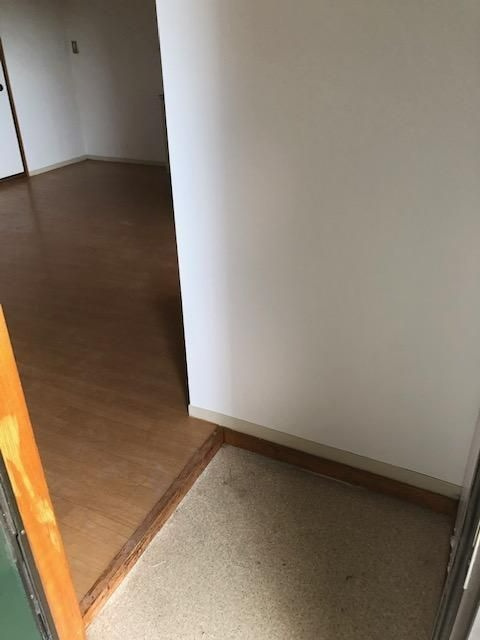 高橋ハイツ　A棟の玄関