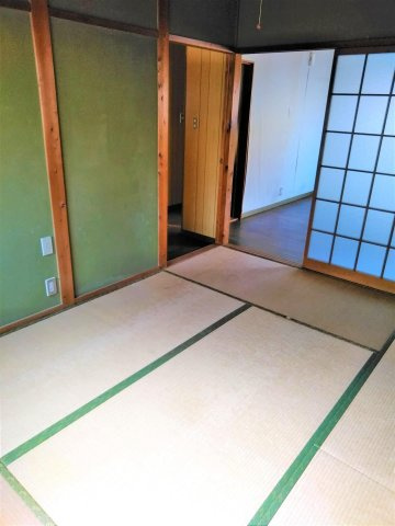 若草町　平井貸家の内装