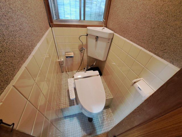 大町1627-3　竹内貸家のトイレ