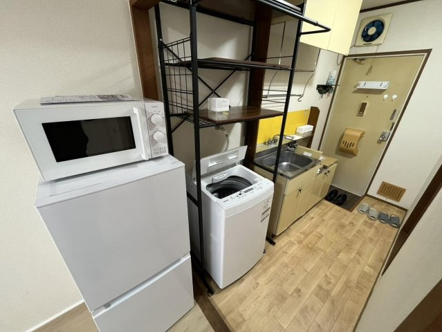 パナハイツカワサキの玄関
