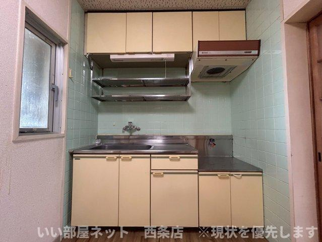 西条ロイヤルハイツのキッチン