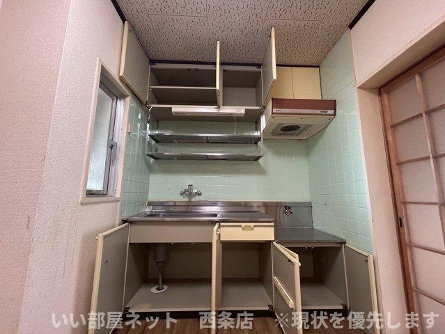 西条ロイヤルハイツのキッチン