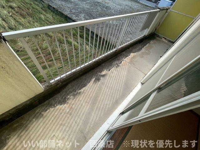 西条ロイヤルハイツのバルコニー