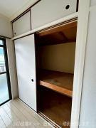 石川マンション１の収納