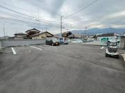 三弘ハイツの駐車場