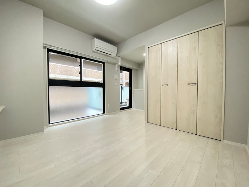 レジデンス三宮ラインの洋室