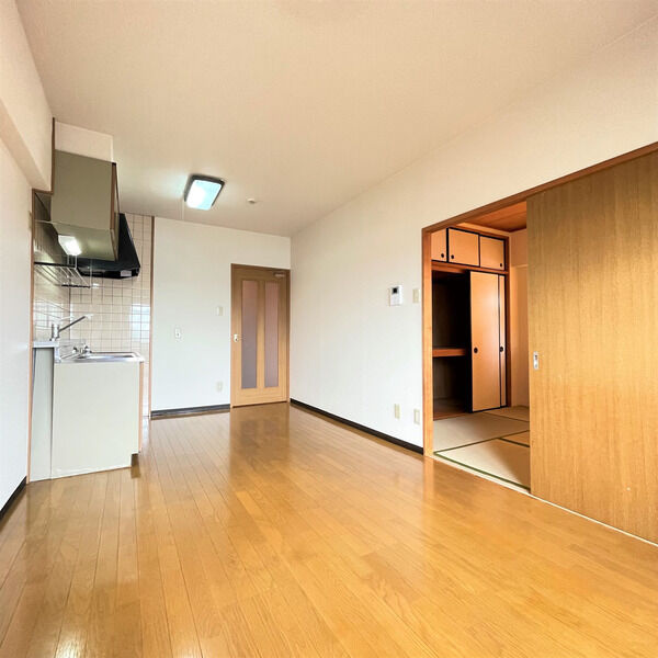 サン・エヴォリュエの居間・リビング