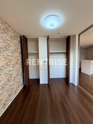 グレースタウン江南 Ｈの駐車場|玄関