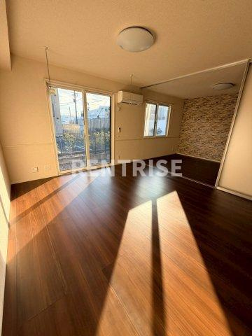 グレースタウン江南 Ｈの居間・リビング|居室・リビング