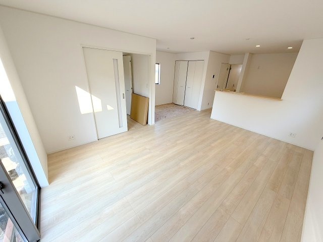 あきる野市牛沼全3棟　新築分譲の居間・リビング