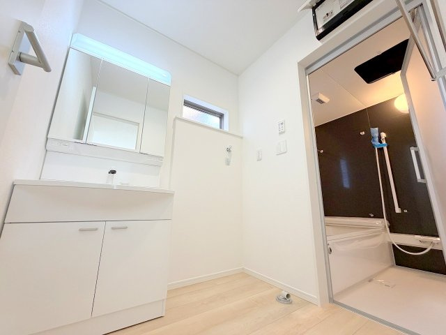 あきる野市牛沼全3棟　新築分譲の独立洗面台