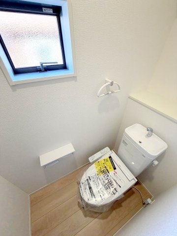 あきる野市牛沼全3棟　新築分譲のトイレ