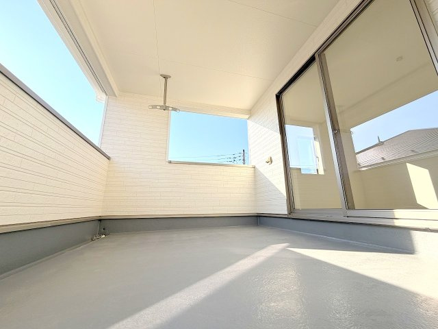 あきる野市牛沼全3棟　新築分譲のバルコニー