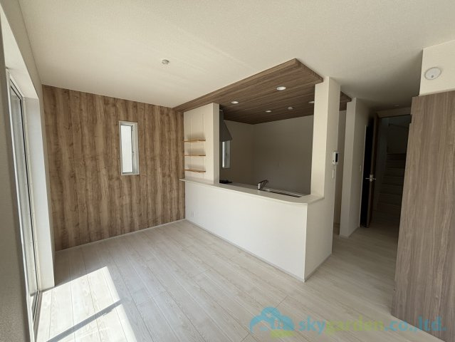 中郡二宮町二宮　新築戸建　全7棟4号棟の居間・リビング