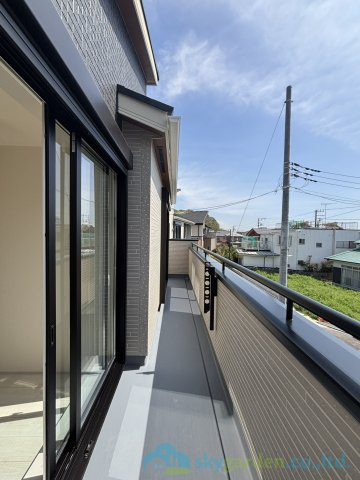 中郡二宮町二宮　新築戸建　全7棟4号棟のバルコニー