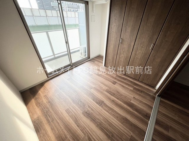 東大阪市川俣３丁目の賃貸マンションの洋室