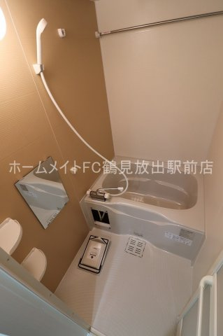 東大阪市森河内東２丁目のアパートの浴室