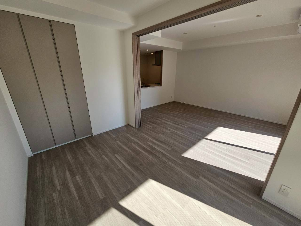 ミレーネ神戸住吉本町の居間・リビング