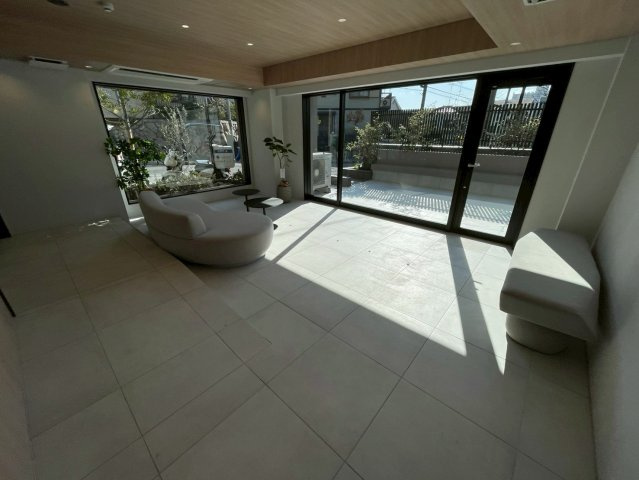 ミレーネ神戸住吉本町のロビー