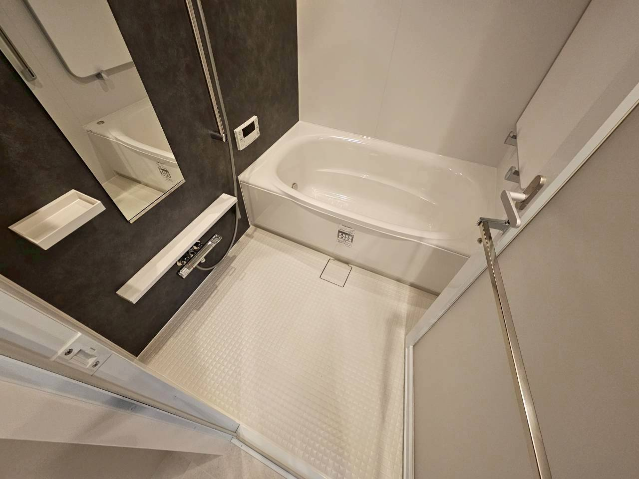 ミレーネ神戸住吉本町の浴室