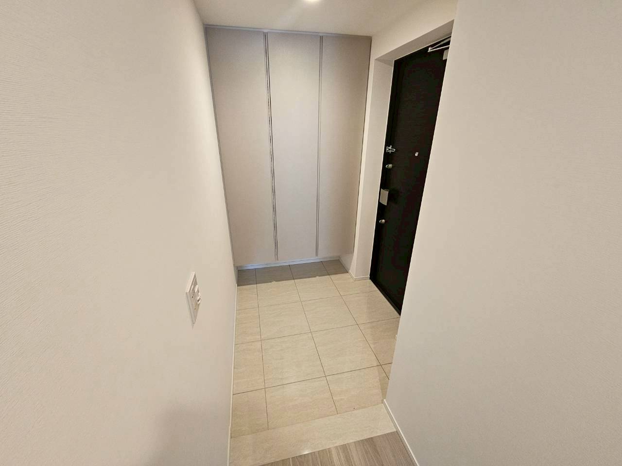 ミレーネ神戸住吉本町の玄関