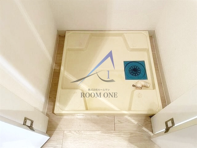 パレ・ホームズ新橋の設備|洗濯機置き場です。