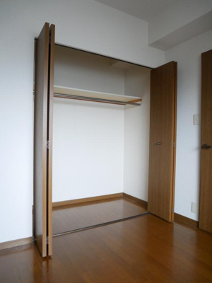 【収納】 | グランデ姪の浜 | 別号室の写真になります。現況優先。