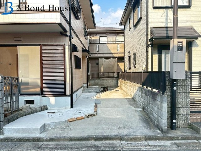 パナホーム施工・山陽「西二見駅」徒歩約10分　西二見　築31年の駐車場