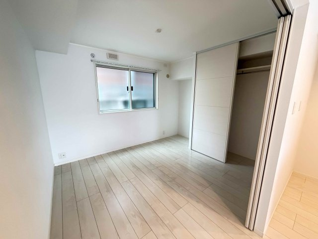 サンハイムサザンの洋室