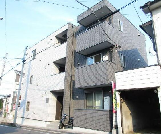 Aube鳩ヶ谷本町の外観