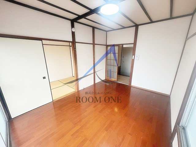 第二大津加荘の居間・リビング|洋室のお部屋です。