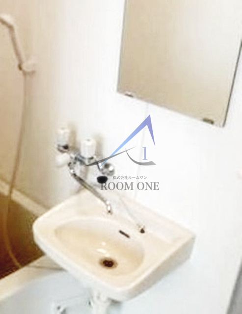 レジデンス高田馬場の洗面所|洗面台です。