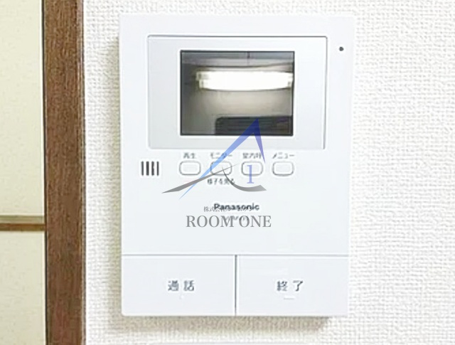 プレアデス新丸子のセキュリティ|モニター付きインターホンです。