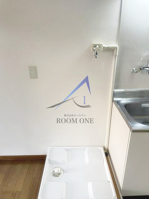 プレアデス新丸子の設備|洗濯機置き場です。