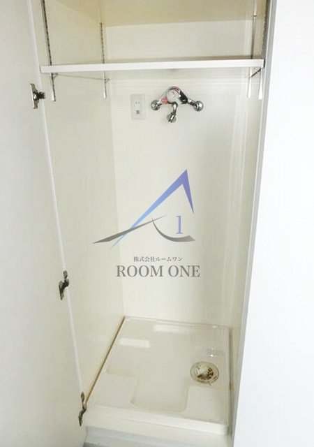 カーサ・ポルトーネの設備|洗濯機置き場です。