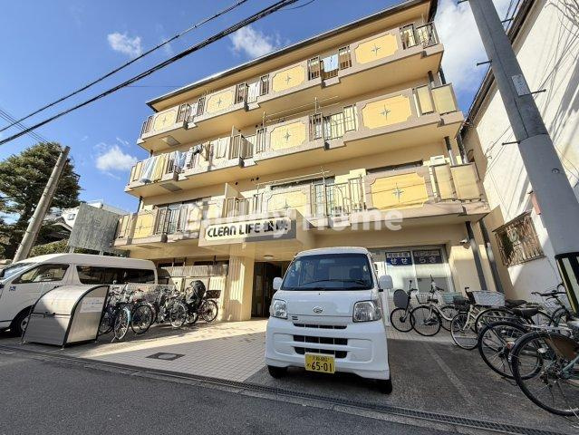 クリーンライフ松映の外観