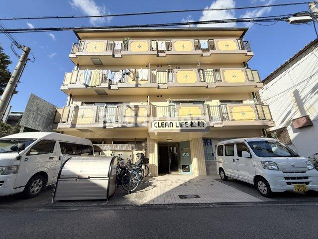 クリーンライフ松映の外観