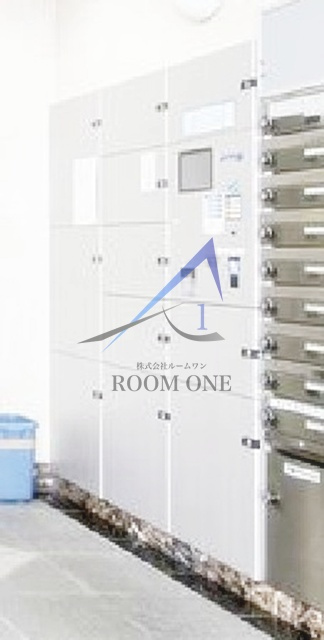 グリフィン横浜・反町公園弐番館のその他共用部分|宅配ボックスです。