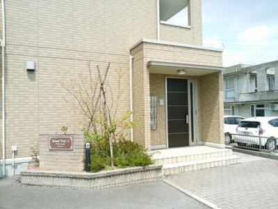 【エントランス】 | グラン・トレスＪ