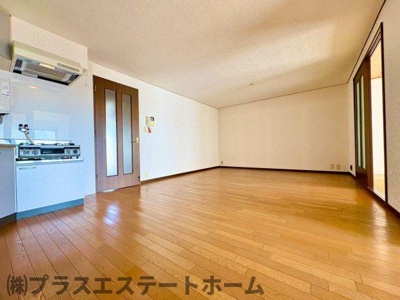 【居間・リビング】 | 鈴蘭泉台第二ハウス1号棟