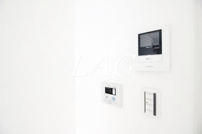 【セキュリティ】 | SEMIFUSA | モニター付きインターホンです。