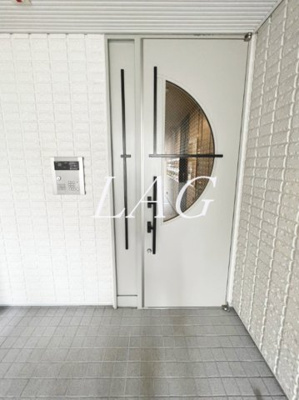 【エントランス】 | フォンティーヌ | エントランスです。