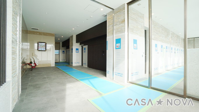 アヴァンセテラス瑞穂日向町のエントランス|落ち着いたエントランスです