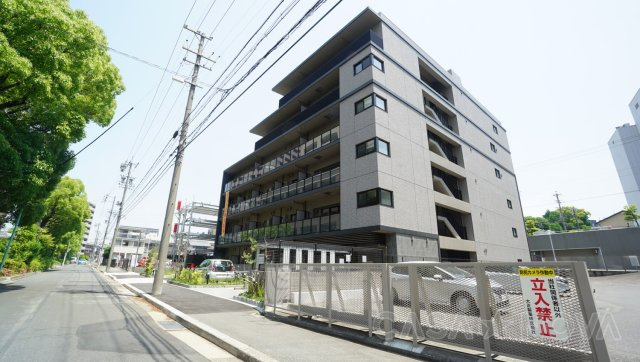 ロイヤルカーサ千種の周辺|落ち着いた雰囲気です