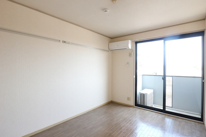 クレストAの居間・リビング|洋室