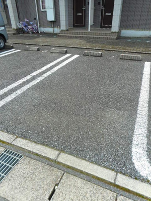 【駐車場】 | サウスメリーＡ | 駐車場