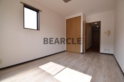 【寝室】 | アローハイツ